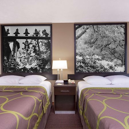 ซูเปอร์ 8 บาย วินด์แฮม โลคัส โกรฟ Motel โลคัสท์โกรฟ ภายนอก รูปภาพ