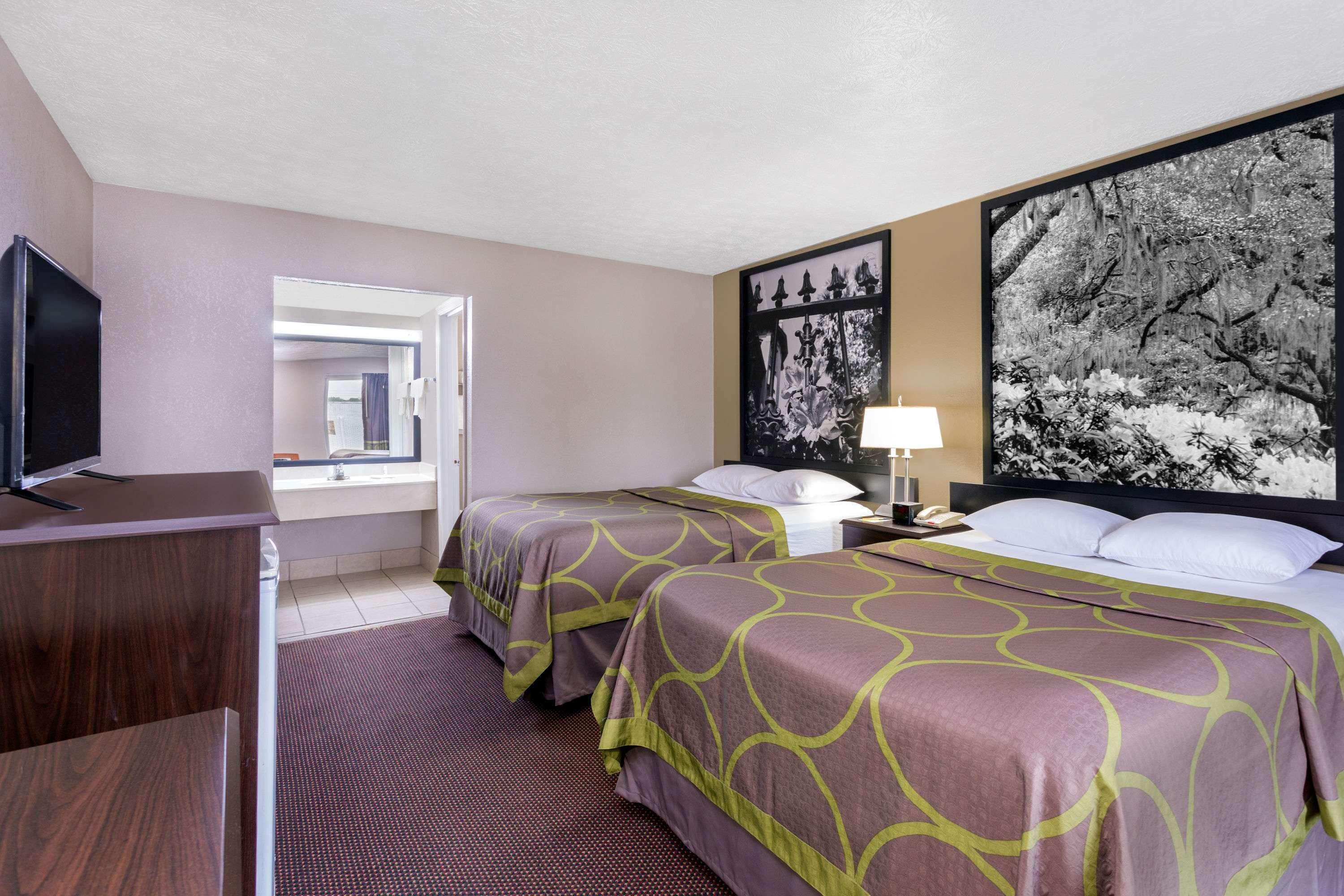 ซูเปอร์ 8 บาย วินด์แฮม โลคัส โกรฟ Motel โลคัสท์โกรฟ ภายนอก รูปภาพ