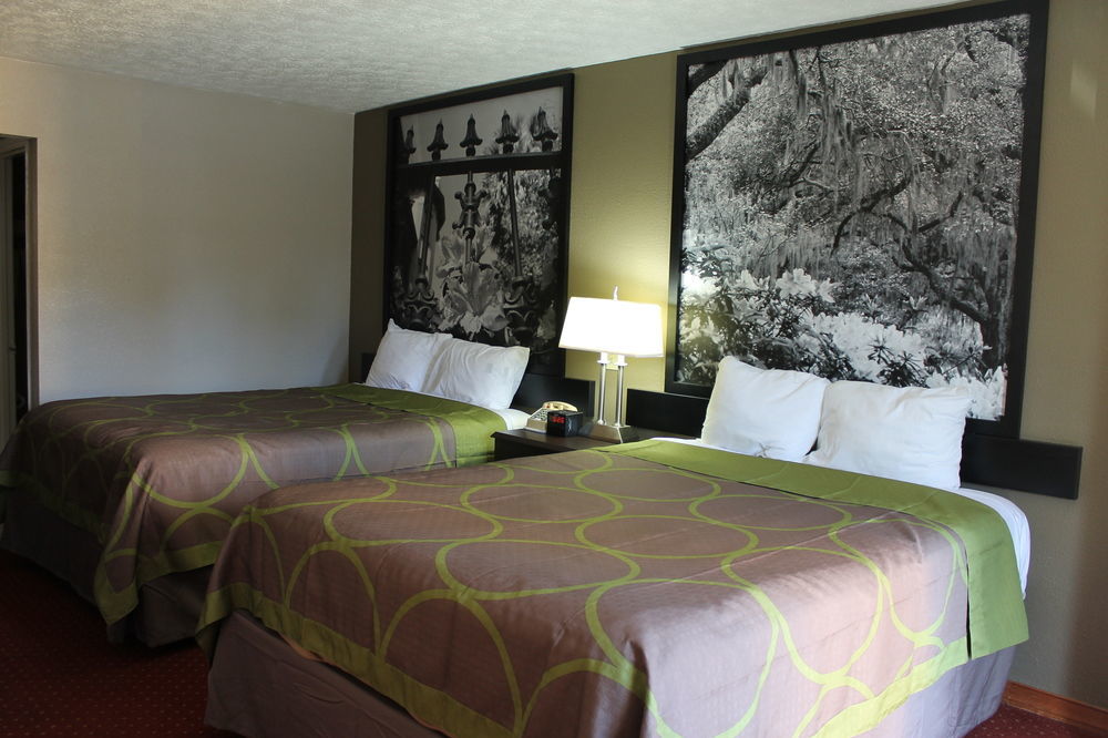 ซูเปอร์ 8 บาย วินด์แฮม โลคัส โกรฟ Motel โลคัสท์โกรฟ ภายนอก รูปภาพ