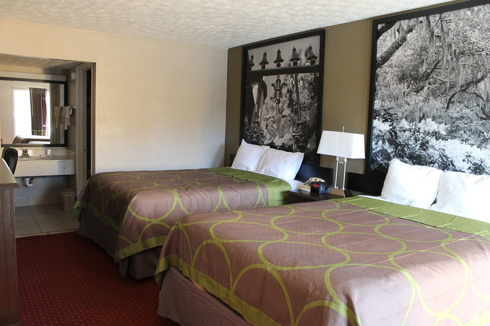 ซูเปอร์ 8 บาย วินด์แฮม โลคัส โกรฟ Motel โลคัสท์โกรฟ ภายนอก รูปภาพ