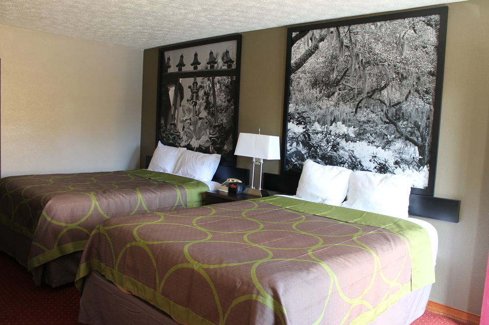 ซูเปอร์ 8 บาย วินด์แฮม โลคัส โกรฟ Motel โลคัสท์โกรฟ ภายนอก รูปภาพ