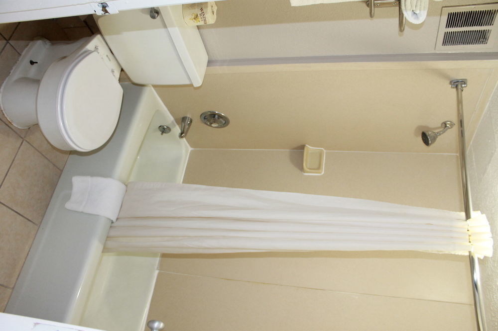 ซูเปอร์ 8 บาย วินด์แฮม โลคัส โกรฟ Motel โลคัสท์โกรฟ ภายนอก รูปภาพ